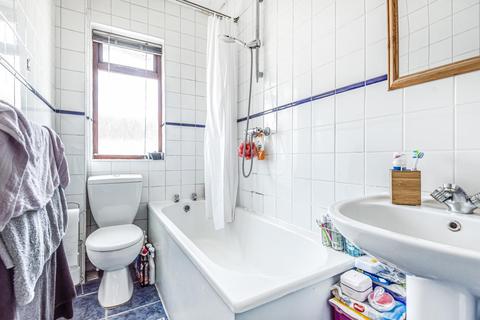 79 Bickersteth Road, London, SW17 9SH