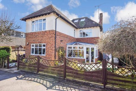 45 Windsor Road, Durrington, Salisbury, SP4 8HG