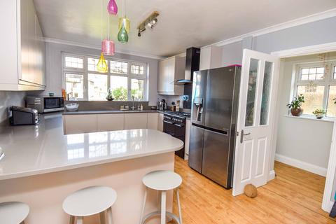 45 Windsor Road, Durrington, Salisbury, SP4 8HG