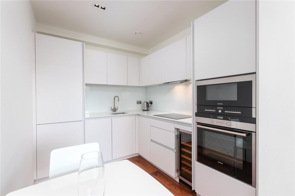 Roman House, Wood Street, Barbican, London, EC2Y 1 bed apartment £2,145 pcm (£495 pw)
