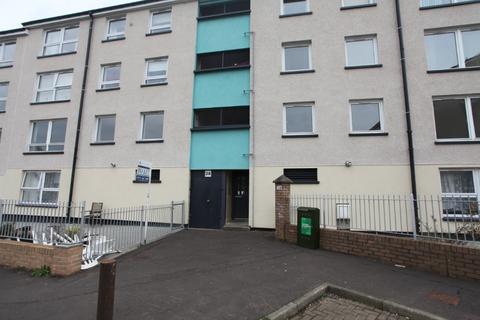 3 bedroom flat to rent, Westburn Park, Sighthill, Edinburgh, EH14