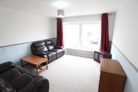 3 bedroom flat to rent, Westburn Park, Sighthill, Edinburgh, EH14