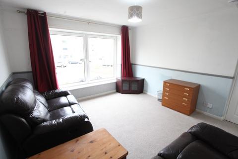 3 bedroom flat to rent, Westburn Park, Sighthill, Edinburgh, EH14