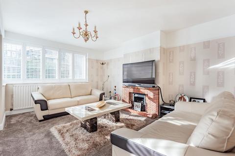 107 Ridgeway Drive, Bromley, BR1 5DB