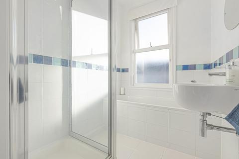 27c Ringford Road, London, SW18 1RP