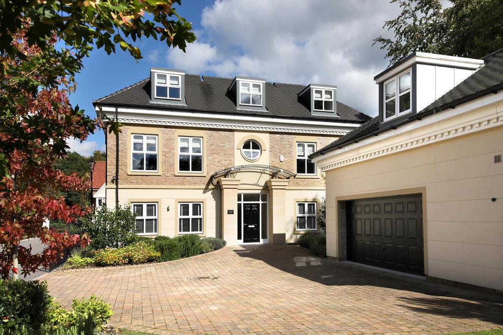 Charters Road, Sunningdale, Ascot, Berkshire, SL5 7 bed detached house