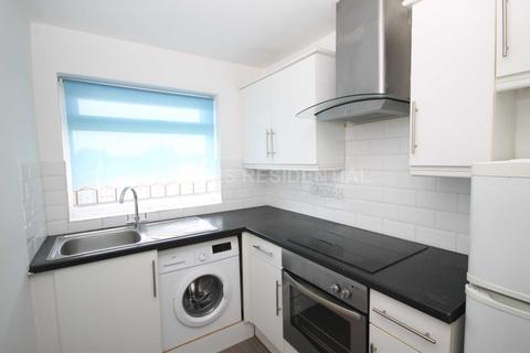 Flat 11, Concord House Coombe Road, New Malden, KT3 4RJ