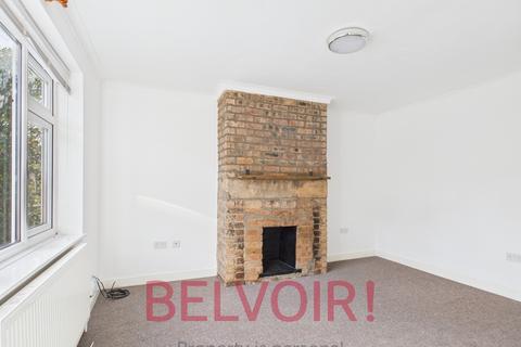 3 bedroom semi-detached house to rent, Standersfoot Place, Chell, Stoke-on-Trent, ST6
