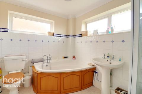 35 Kelsey Crescent, Cambridge, CB1 9XT
