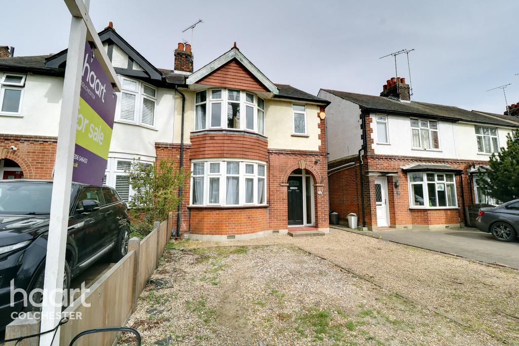 Cowdray Avenue, Colchester 3 bed semidetached house £300,000