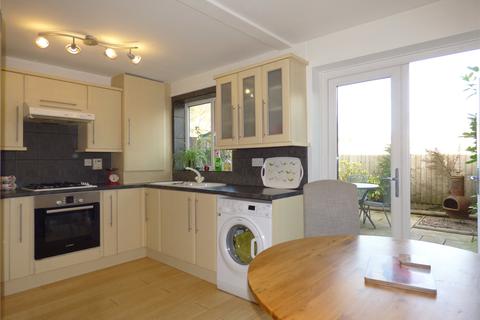 15 Shaw Hall Close, Greenfield, Oldham, OL3 7PG