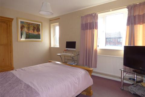 15 Shaw Hall Close, Greenfield, Oldham, OL3 7PG