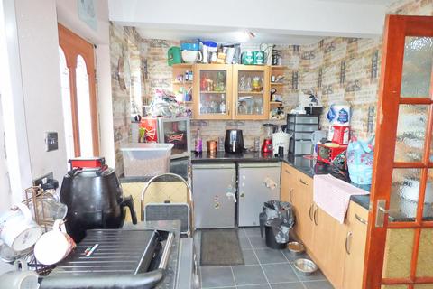 53 Austwick Road, Lancaster, LA1 2QY