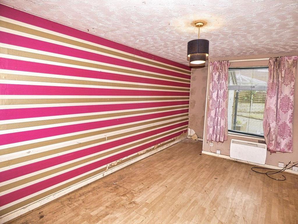 Stone Hill Drive, Blackburn, Lancashire, BB1 1 bed £50,000