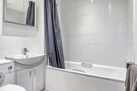 Flat 22, Bailey House Berber Parade, London, SE18 4GD