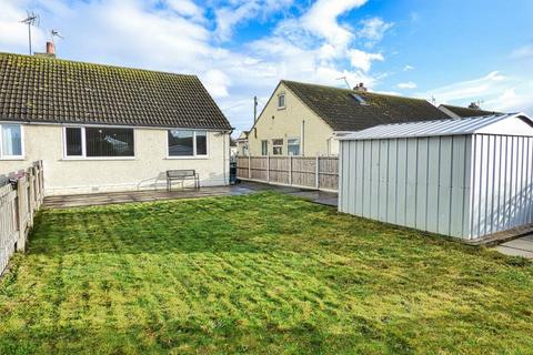 18 Anneddle, Pensarn, Abergele, LL22 7SB