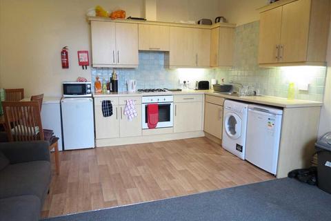 4 bedroom apartment to rent, Wimborne Road, Winton, Bournemouth