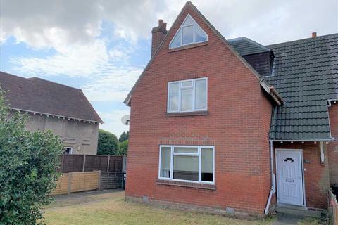 6 bedroom end of terrace house to rent, Brassey Road, Winton, Bournemouth