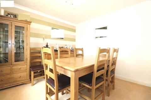 27 Darwin Close, Ely, CB6 3WY