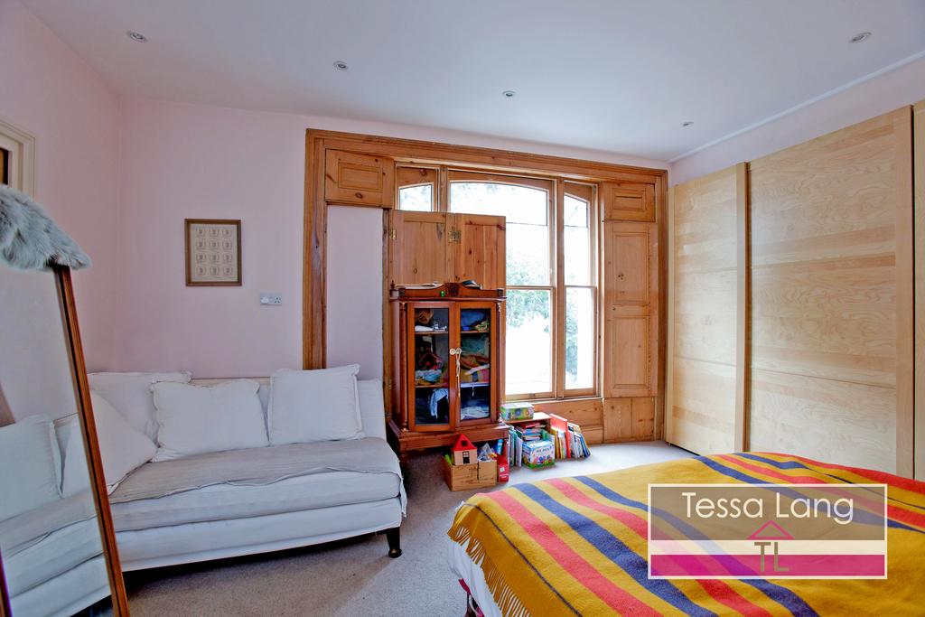 Principal bedroom