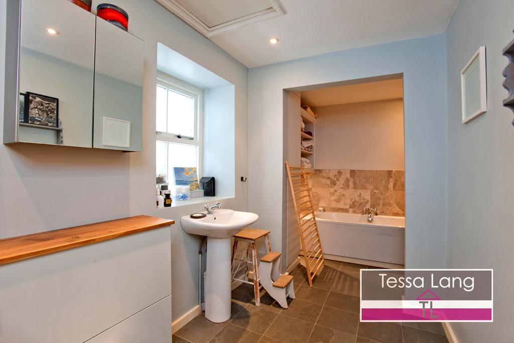 Family bathroom