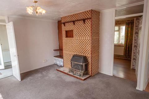21 Ash Grove, Burntwood, WS7 4TG