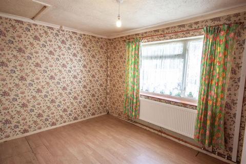 21 Ash Grove, Burntwood, WS7 4TG