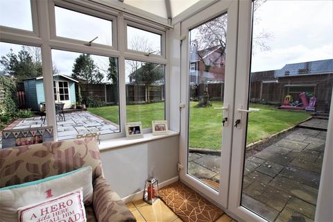 17 Leigh Lane, Bramshall, Uttoxeter, ST14 5DN