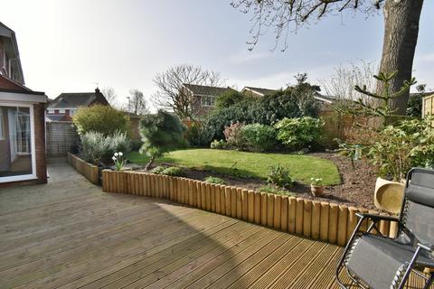 11 Swarbourn Close, Yoxall, Burton-on-trent, DE13 8NX
