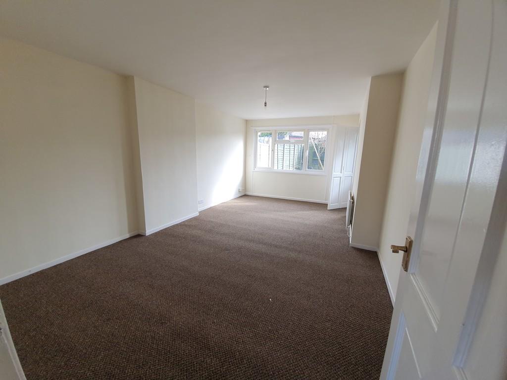 Salisbury Road, Market Drayton 3 bed semidetached house £695 pcm (£