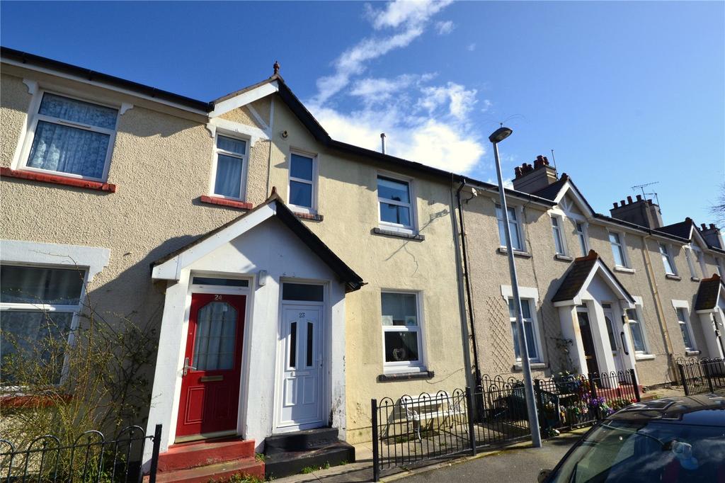 Kings Road, Llandudno, LL30 2 bed terraced house £90,000