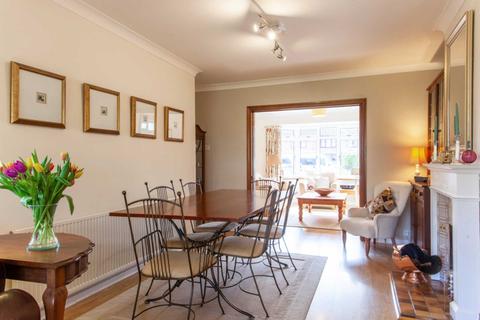 37 Hilltop Road, Caversham, Reading, RG4 7HR