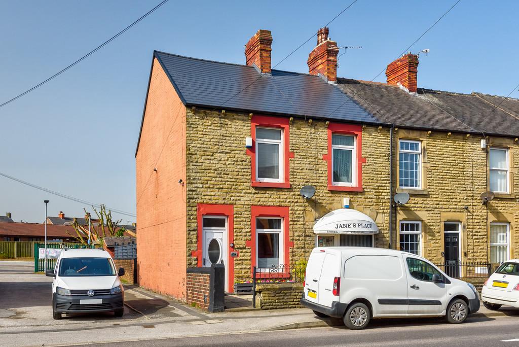 Sheffield Road, Birdwell, Barnsley 3 bed end of terrace house for sale