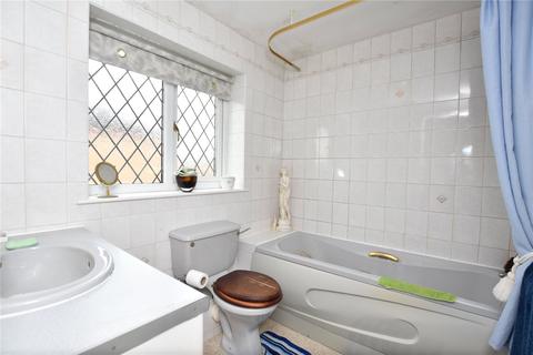 41 Bruntcliffe Drive, Morley, Leeds, LS27 0NF