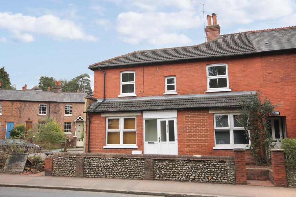 DORKING RH4 1 bed to rent £1,100 pcm (£254 pw)