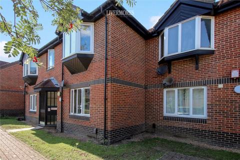 10 Heathlee Road, Crayford, Dartford, DA1 3PW