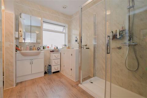 4 Clyde Way, Romford, RM1 4UP