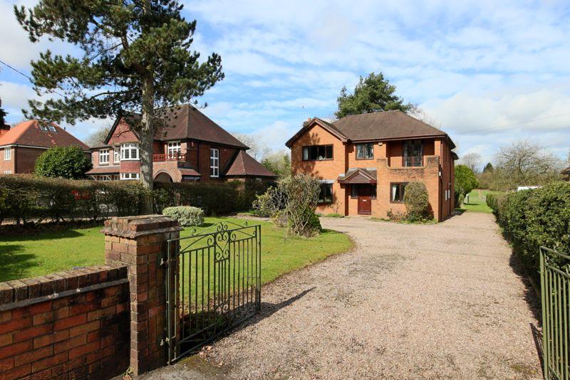 Grindley Lane, StokeOnTrent 3 bed detached house £425,000