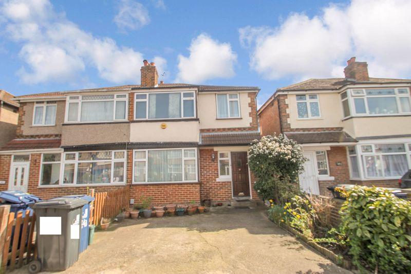 Wood End Gardens, Northolt 3 bed semidetached house £480,000
