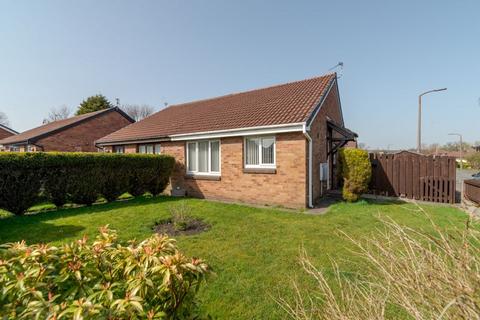 2 bedroom semi-detached bungalow to rent, Exeter Avenue, Radcliffe, Manchester *AVAILABLE NOW*