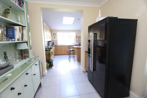 126 Banstead Road, Carshalton, SM5 3NH