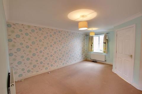 6 Rodway Close, Trowbridge, BA14 7UQ