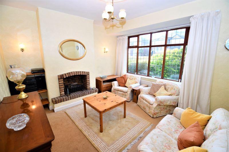 Gore Crescent, Salford 3 bed semidetached house £190,000