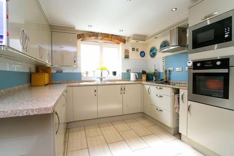 6 - 7 Chapel Row, Horton, Telford, TF6 6DP