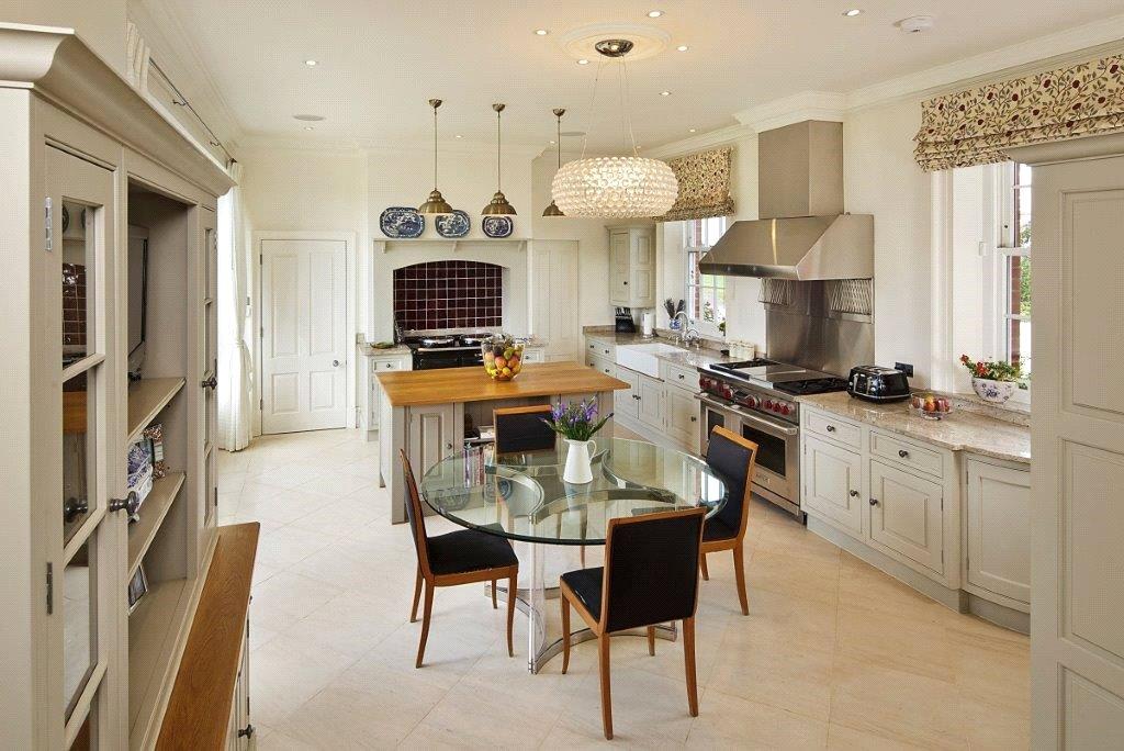 Kitchen/Breakfast
