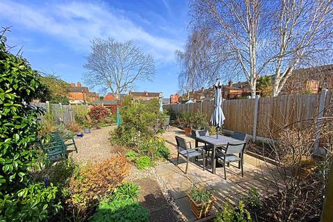 55 Shrubbery Avenue, Worcester, WR1 1QP