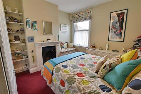 55 Shrubbery Avenue, Worcester, WR1 1QP