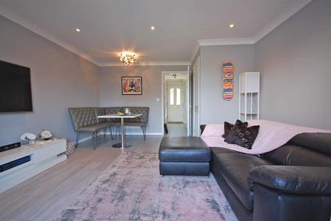 101 Shimbrooks, Great Leighs, Chelmsford, CM3 1SG