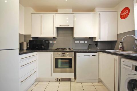101 Shimbrooks, Great Leighs, Chelmsford, CM3 1SG