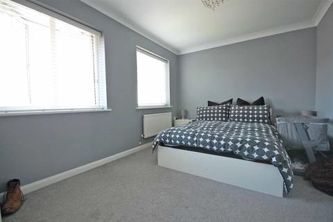 101 Shimbrooks, Great Leighs, Chelmsford, CM3 1SG